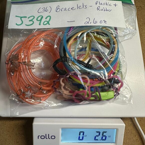 J392 Bulk Bundle of 36 Plastic & Rubber Bracelets - Picture 5 of 5